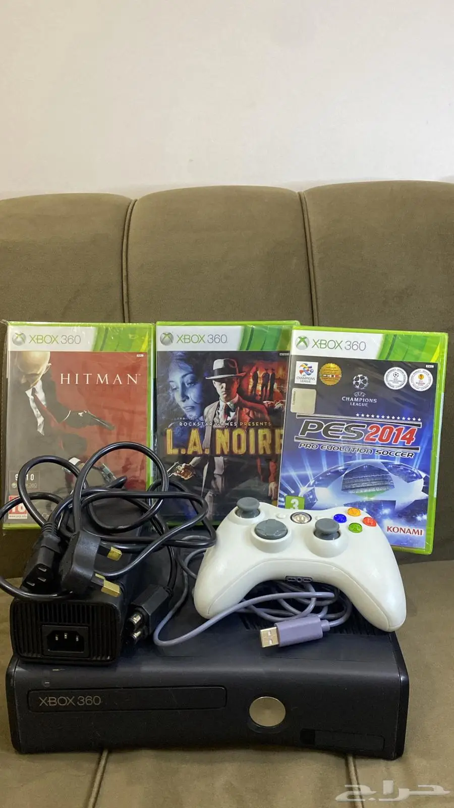 جهاز Xbox 360 نظيف جدا  ومع أشرطة جديدة 1
