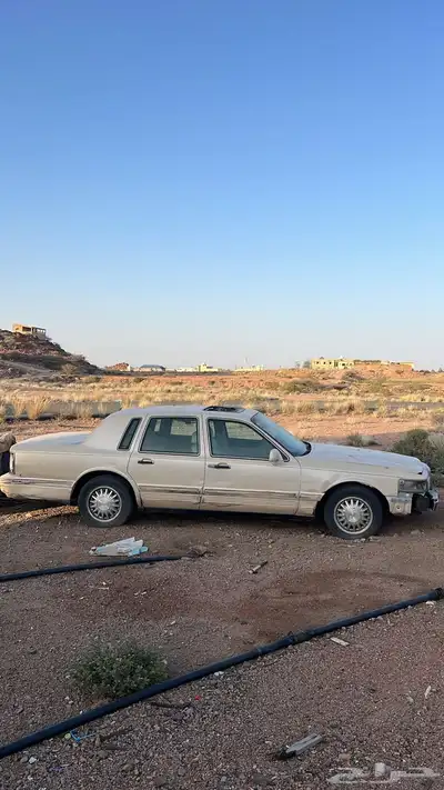 فورد لينوكون تاون كار كارتير بيع تشليح 1