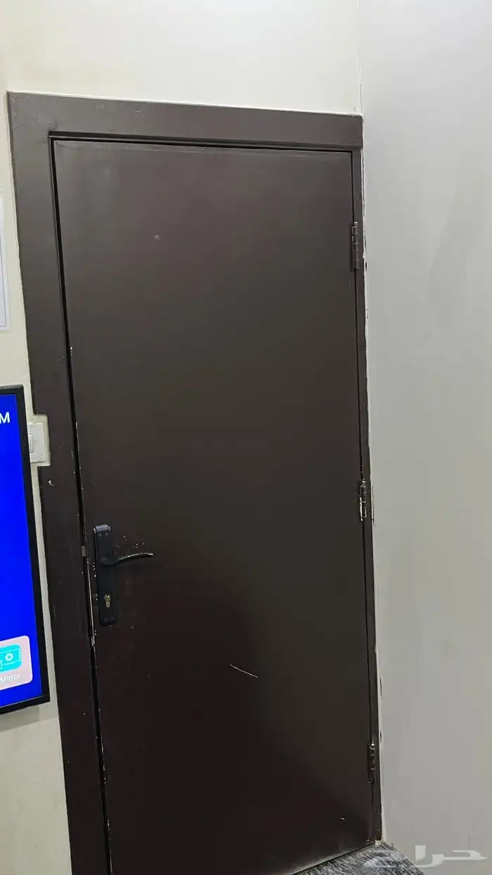 اثاث محل عارضه للتقبيل ووبيع الاغراض الي فيه 7