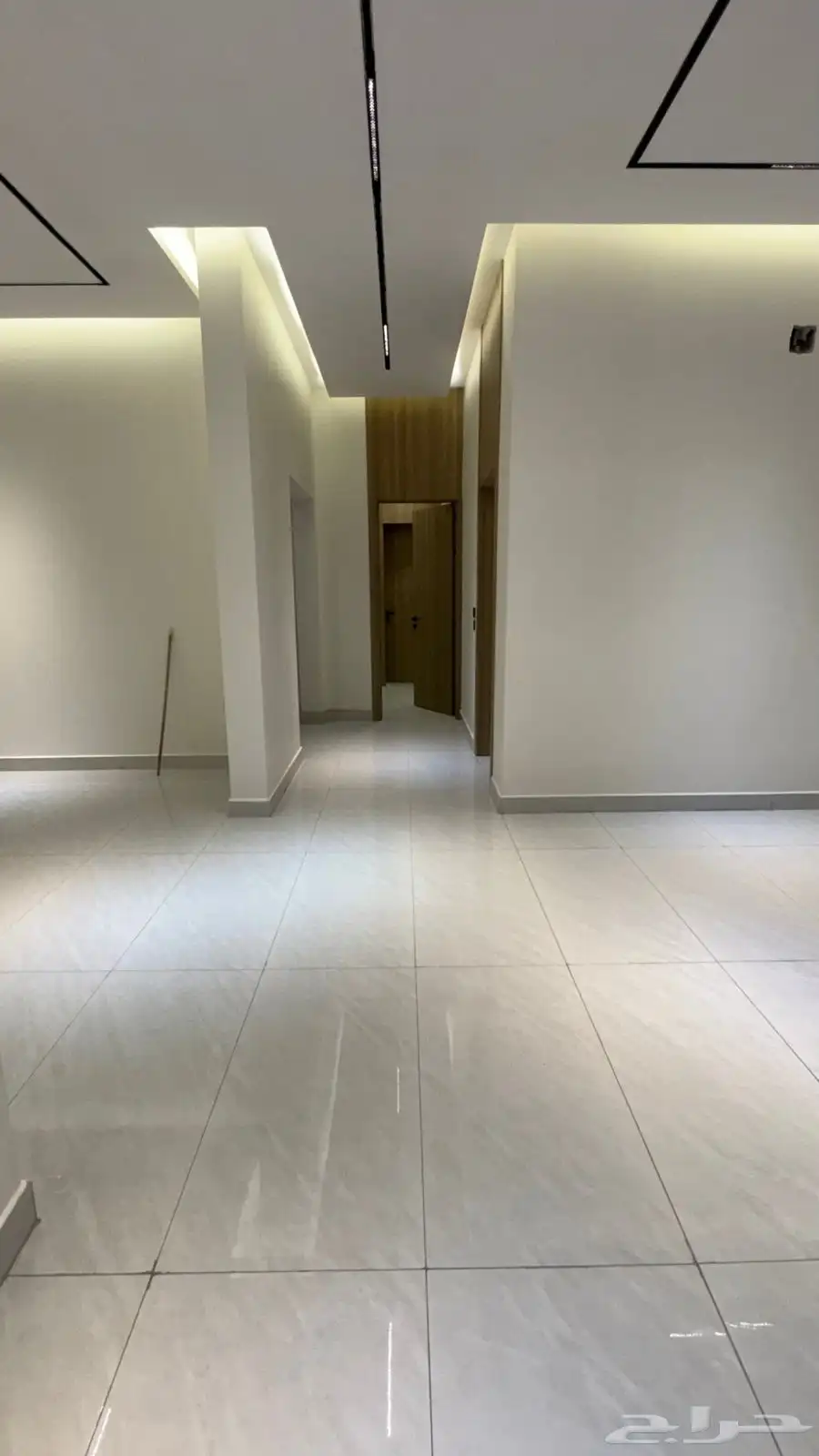 للبيع دور ارضي ودور اول وشقة نمار 3020 9