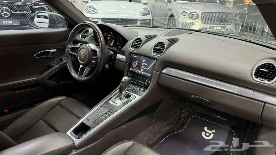 2020بورش كايمن 718 PORSCHE 718 CAYMEN 9