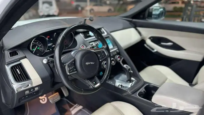 2018 جاكوار اي بيس E-PACE 13