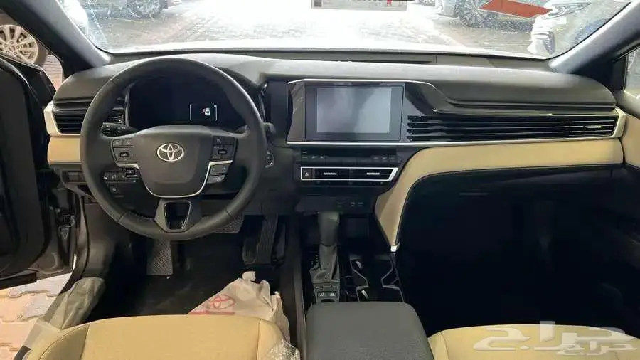كامري E بلس هايبرد 2025 4