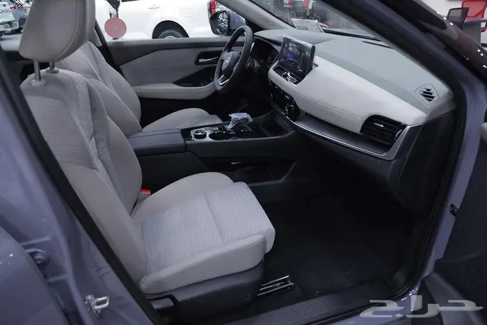 نيسان اكس تريل SV PLUS 4WD 2025 قوة رباعية وأناقة استثنائية 13