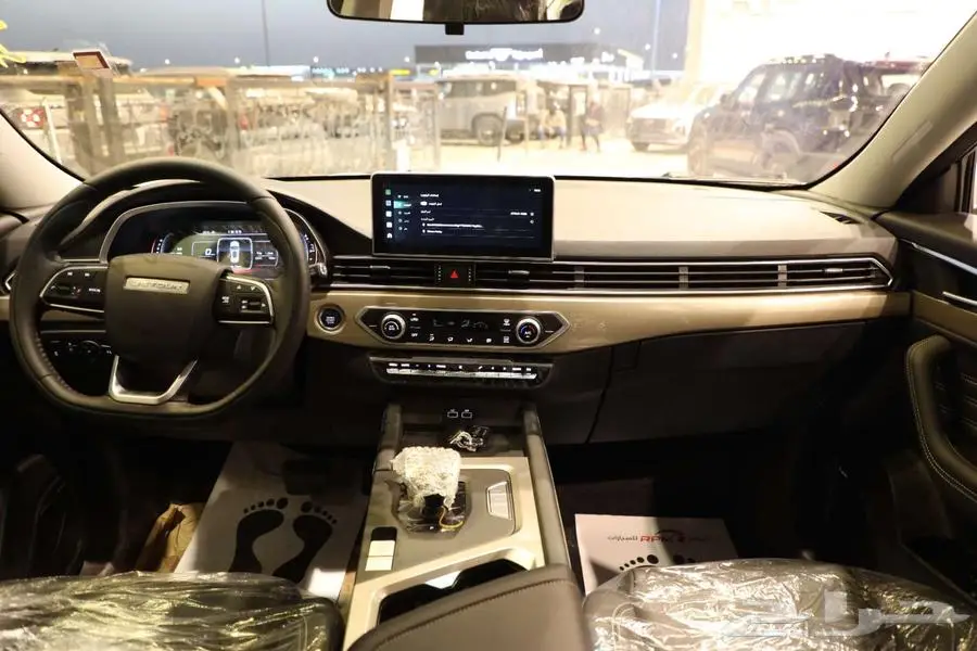جيتور X70 لاكجري 2025 7
