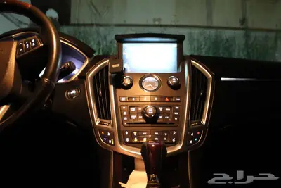 جيب كاديلاك SRX فل كامل أسود 2012 7