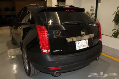 جيب كاديلاك SRX فل كامل أسود 2012 22