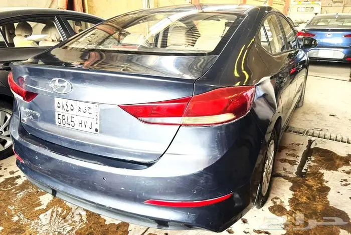 للبيع عدد 5 سيارات النترا موديل 2017 2