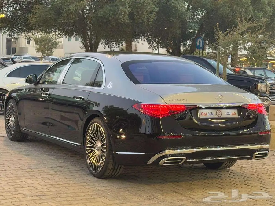 مرسيدس S580 مايباخ موديل 2025 3