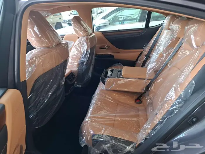 لكزس ES350 نص فل CC سعودي 2025 4
