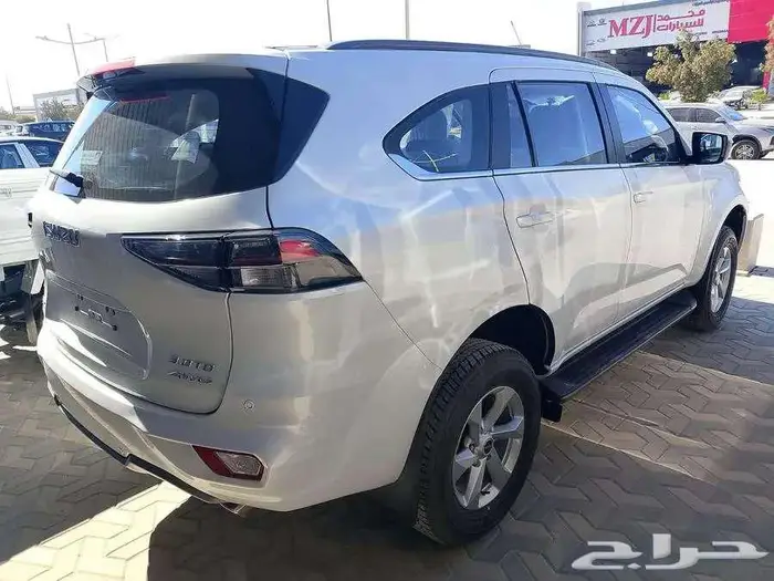 ايسوزو MUX لميتد 2024 تشغيل مفتاح 3