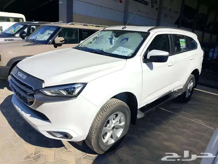 ايسوزو MUX لميتد 2024 تشغيل مفتاح 2