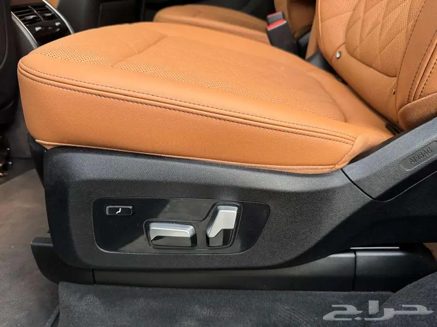 BMW X7 2024 فل كامل 13