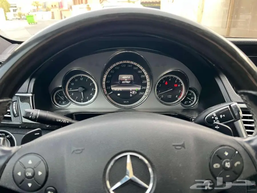 مرسيدس E300 10