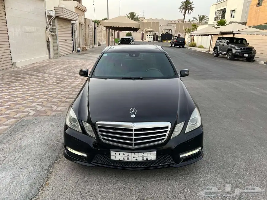 مرسيدس E300 13