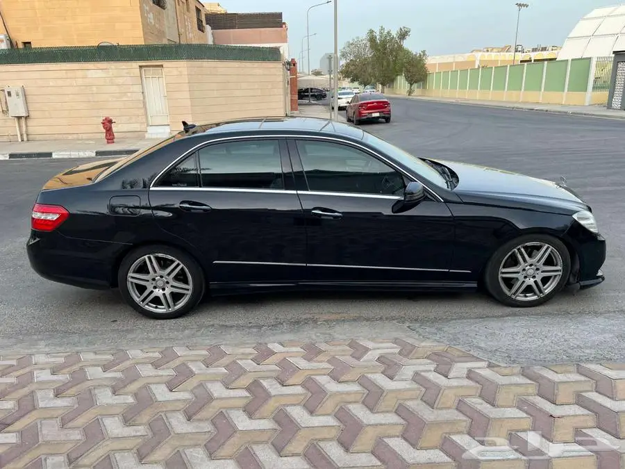 مرسيدس E300 5