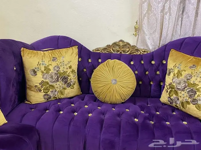 مجلس كنب نظيف جدا 0