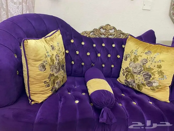 مجلس كنب نظيف جدا 6