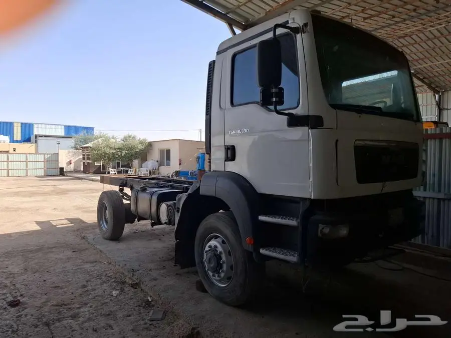 للبيع مان 4 4 2