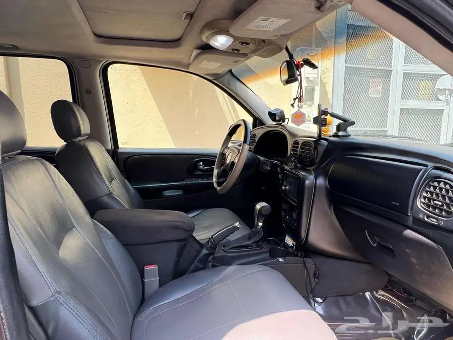 Chevrolet Trailblazer LT Gold Colour for Sale 5