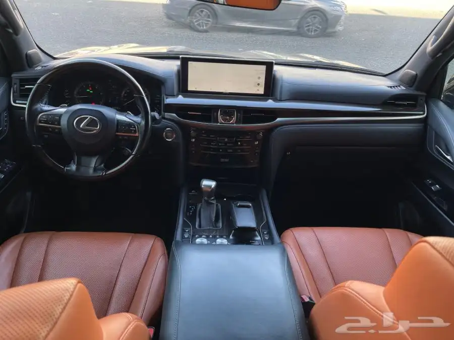 لكزس LX570s 2017 فل كامل 7