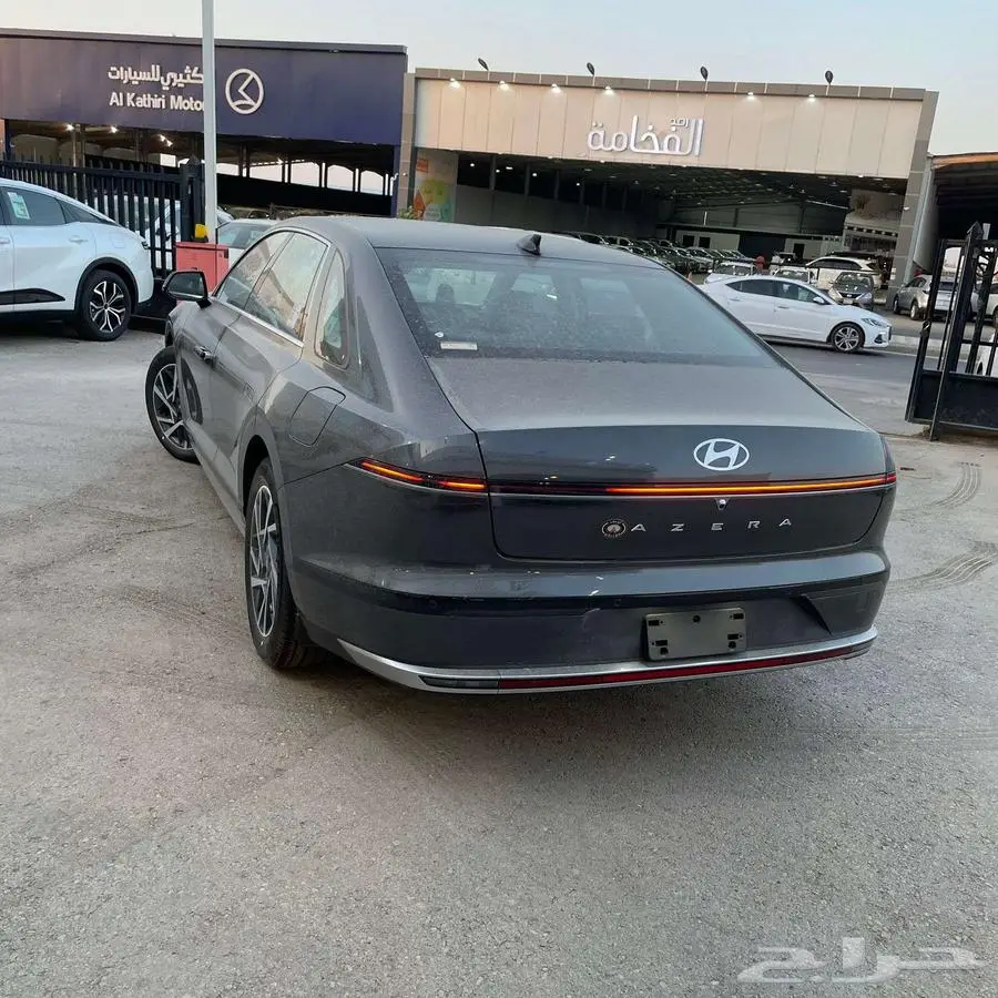 هونداي ازيرا كلاسيك 2025 5