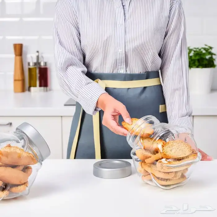 علب زجاج من ايكيا شبه جديده 1