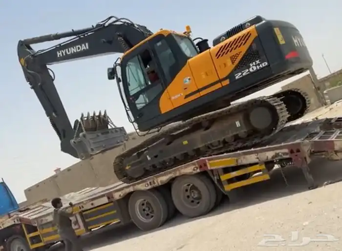 (تم البيع) بوكلين هونداي HX220HD 0