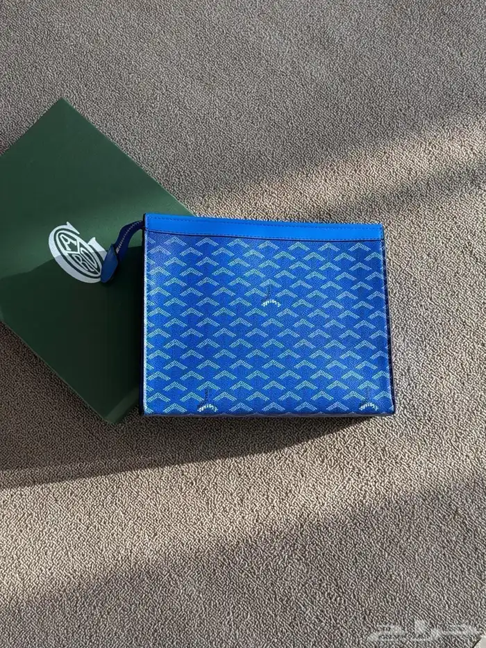 شوزات وسليبرات 30