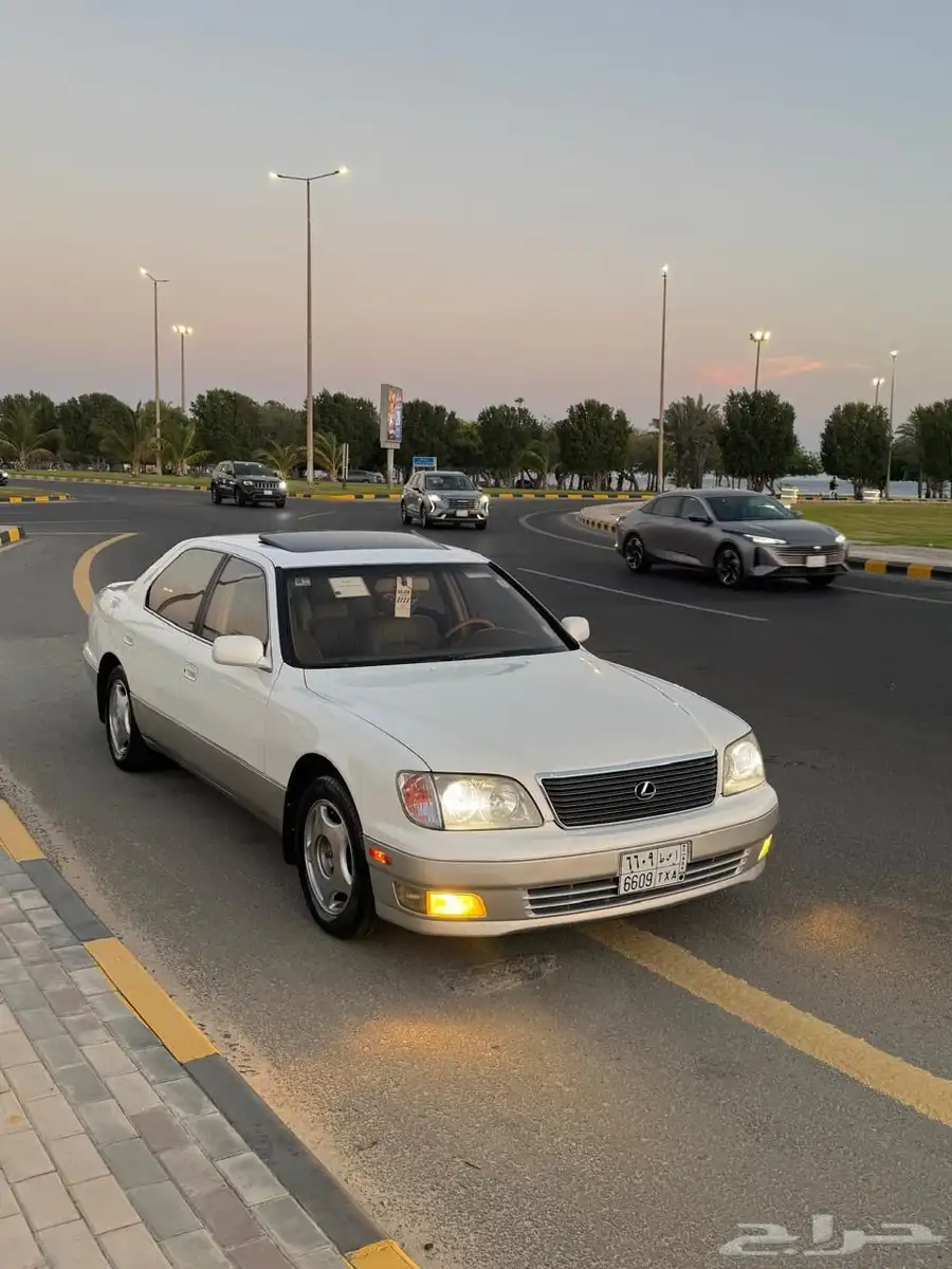 لكزس 400 للبيع 1