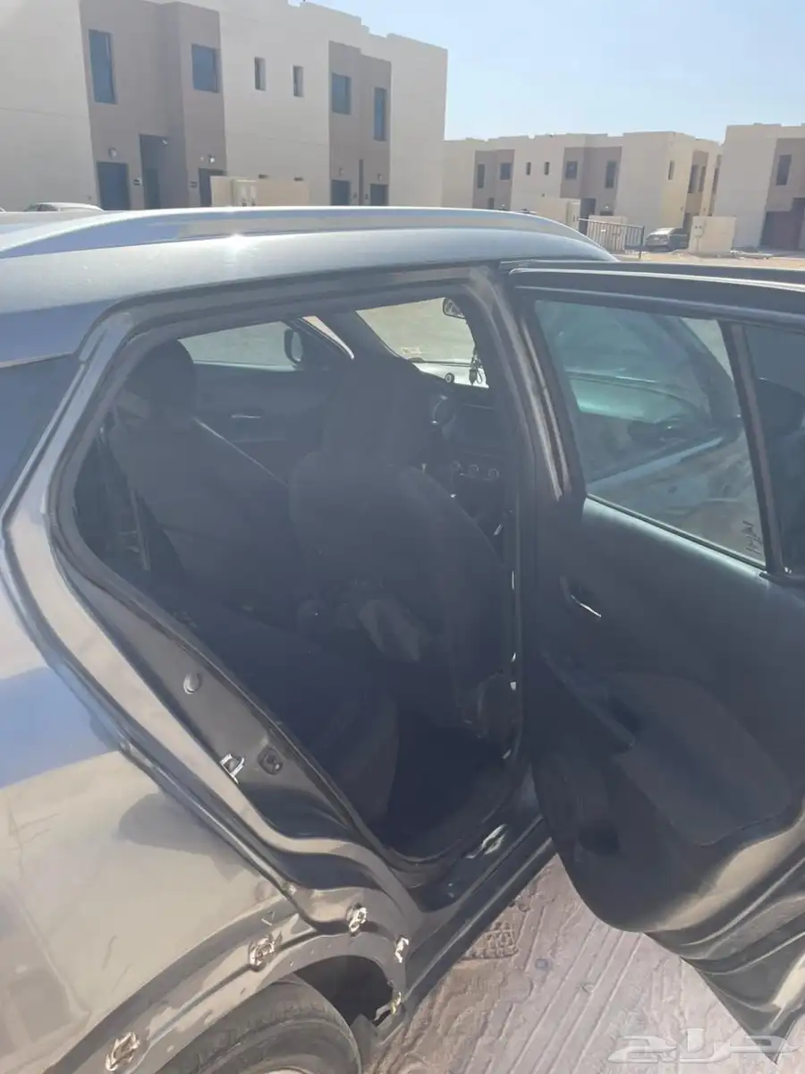 نيسان 2019 5