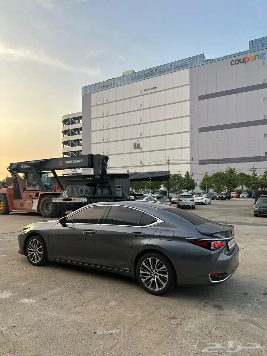 لكزس 2020 ES 300 H ( تم البيع ) 2