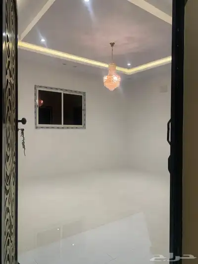 حوش مع غرف للايجار خلف المصانع 1