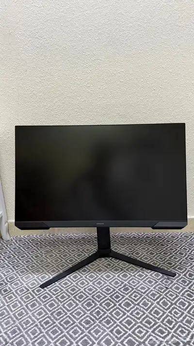 اكس بوكس مع شاشه يد وحده 3