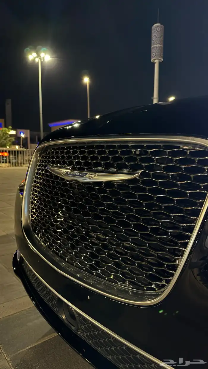 كرايسلر 3000km مخزن أكزيكتف v8 8