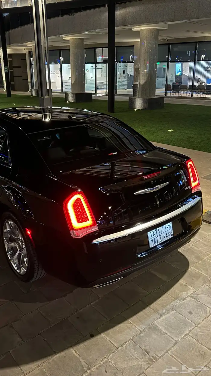 كرايسلر 3000km مخزن أكزيكتف v8 4