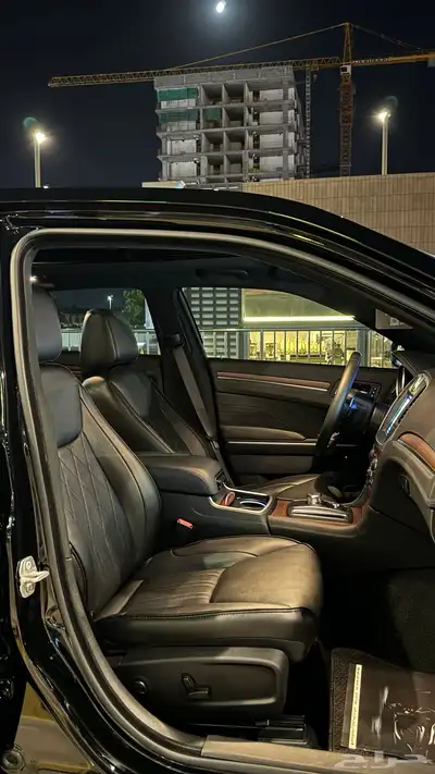 كرايسلر 3000km مخزن أكزيكتف v8 30