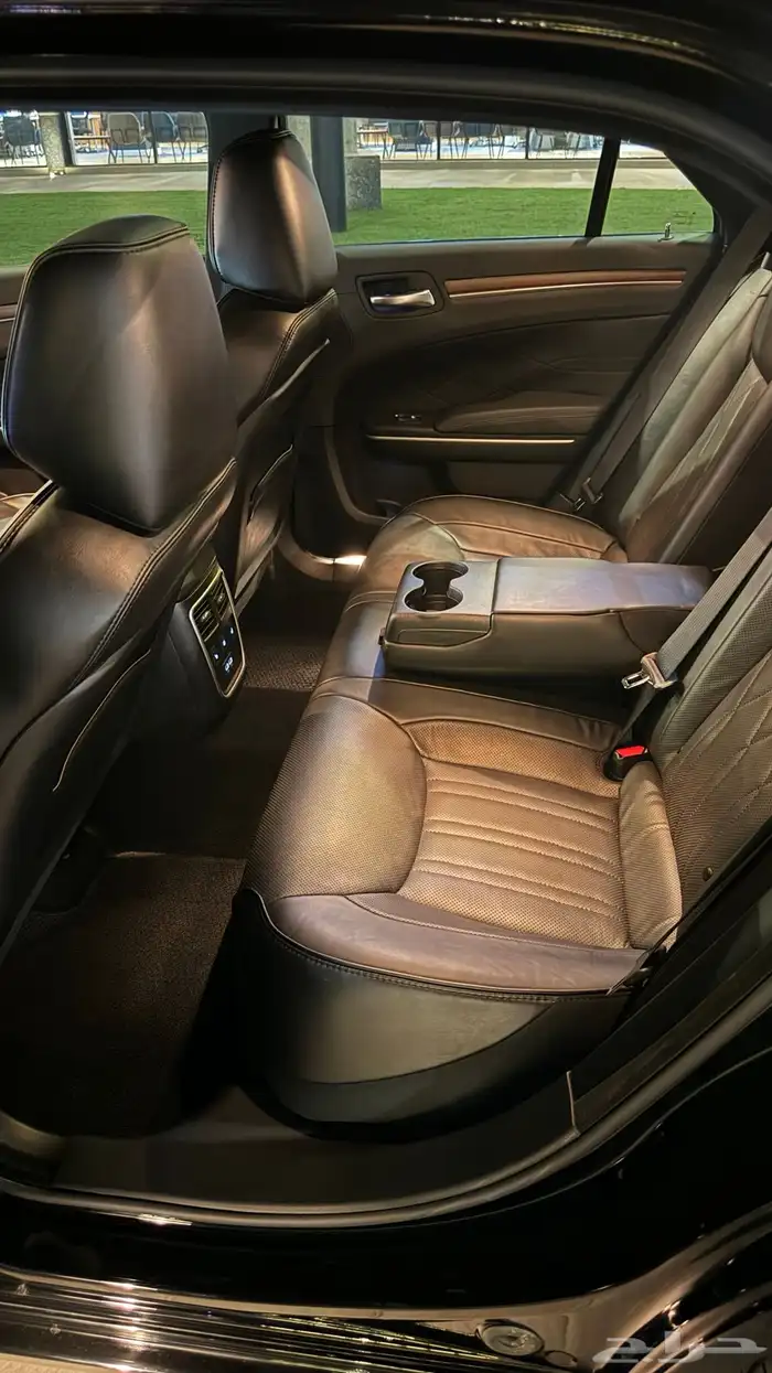 كرايسلر 3000km مخزن أكزيكتف v8 21