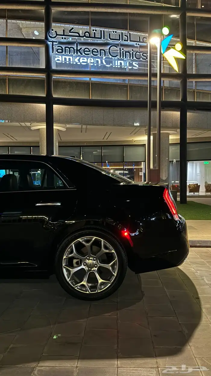كرايسلر 3000km مخزن أكزيكتف v8 7
