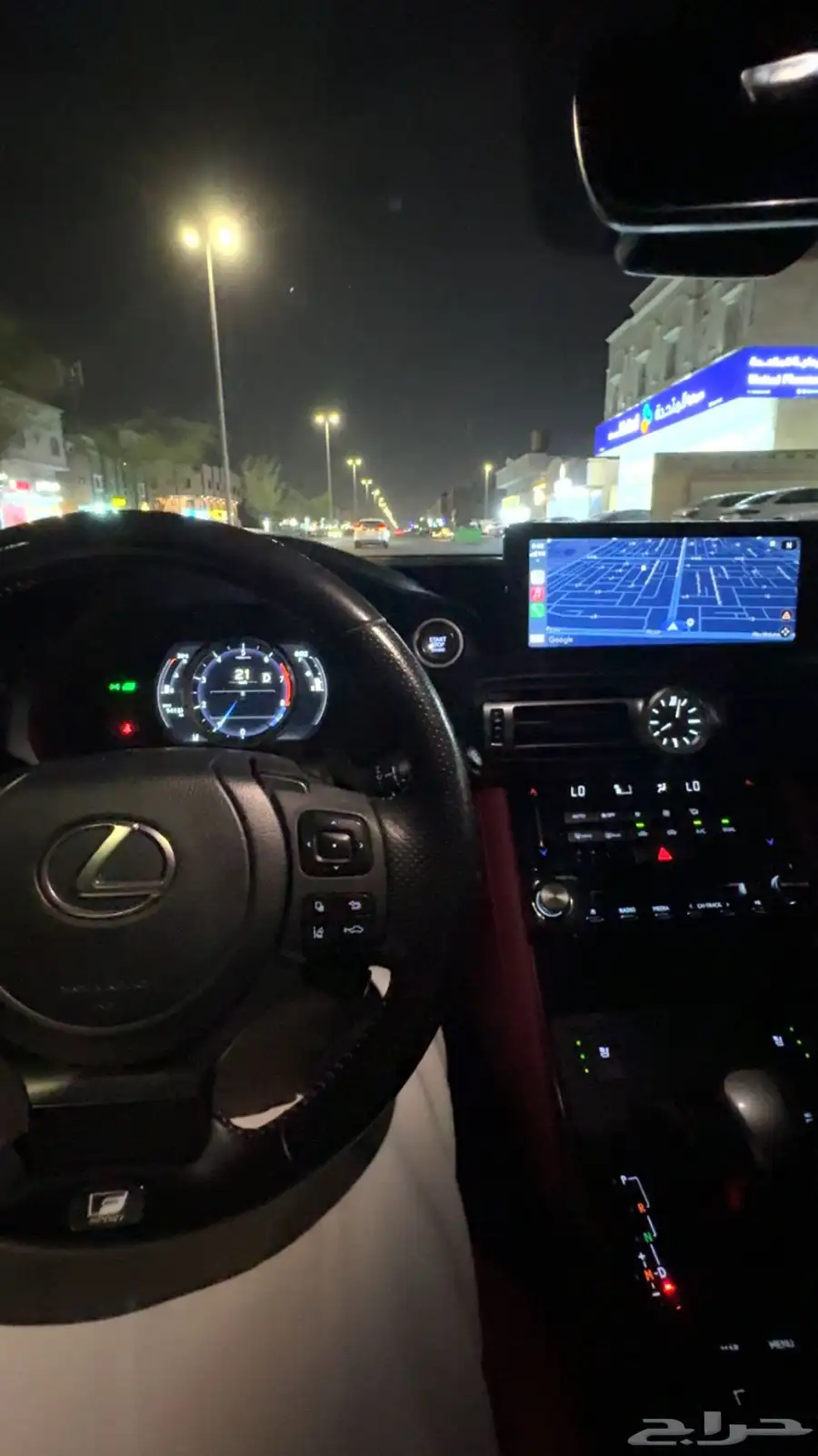 لكزس Is350 F sport 2021 8