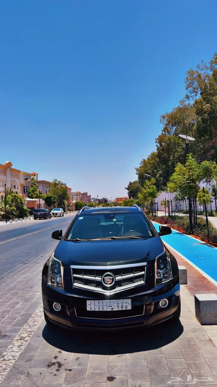كاديلاك srx 2011 2