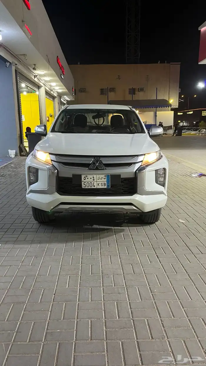 ميتسوبيشي L200 1