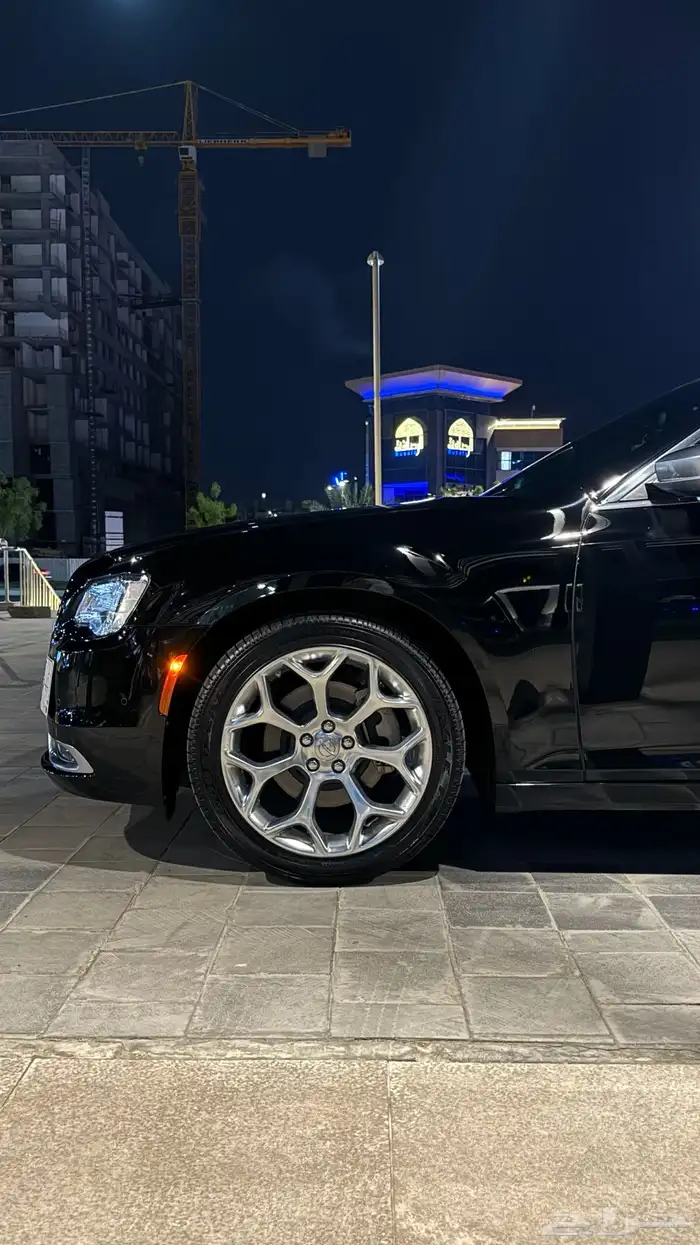 كرايسلر 3000km مخزن أكزيكتف v8 12