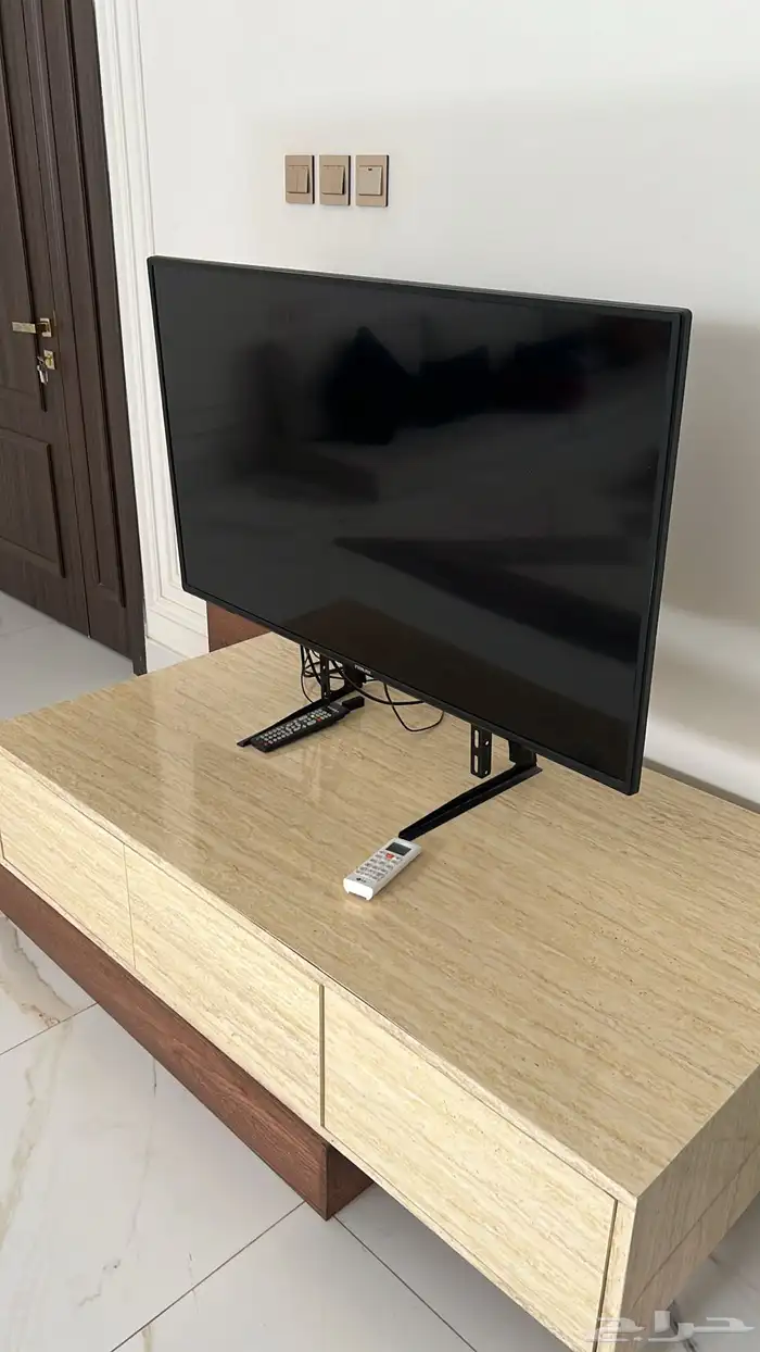 طاولة تلفزيون 0