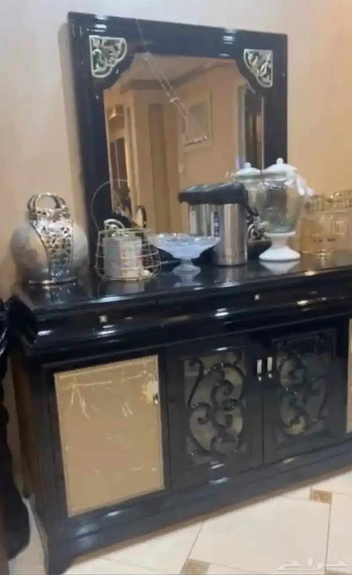 طاولة طعام 14 كرسي مع دولاب 0