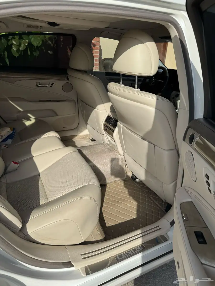 لكزس 460L لؤلؤي 2015 13