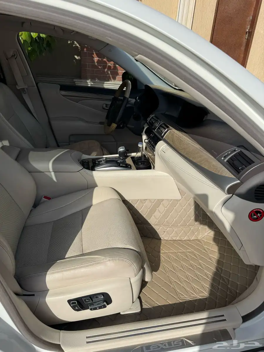 لكزس 460L لؤلؤي 2015 12