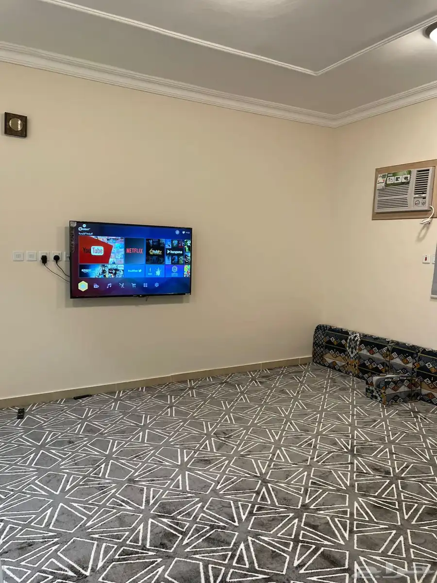 شقق عزاب للايجار 0