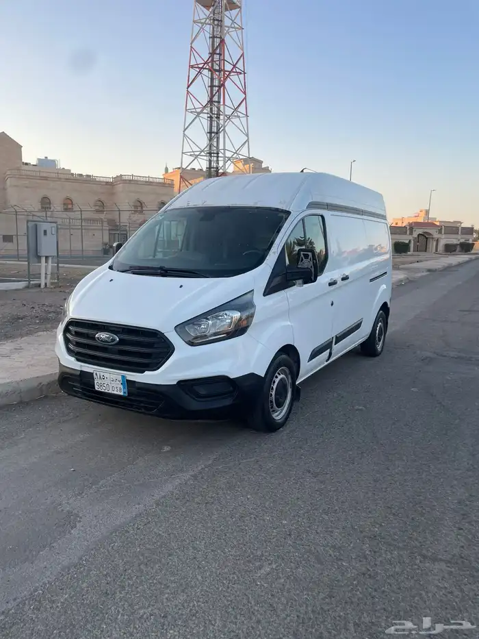 باص فورد ترانزيت 1