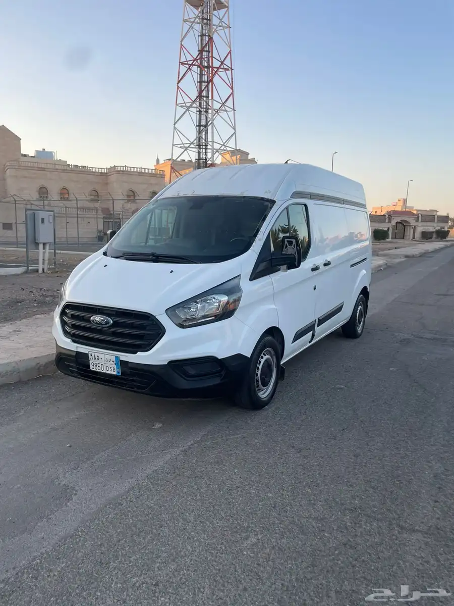 باص فورد ترانزيت 1